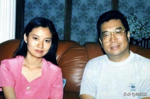 曝梦鸽带李天一移民美国，84岁李双江在国内挣钱，商演来者不拒