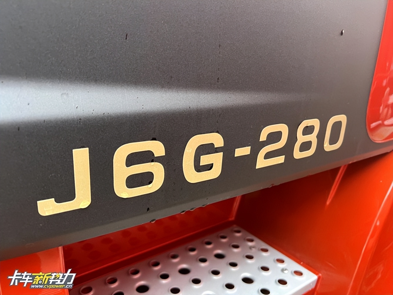 解放j6g新款280马力能跑多快,新款解放j6g自动挡