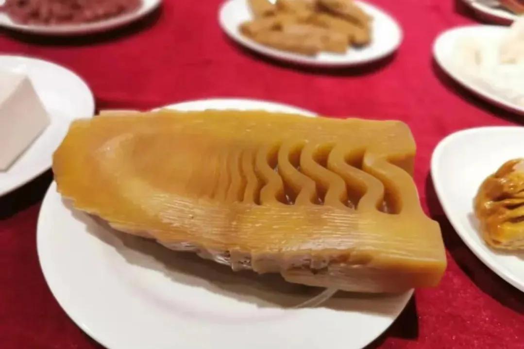 黄蜡石为什么不被认可,黄蜡石为什么叫黄蜡石