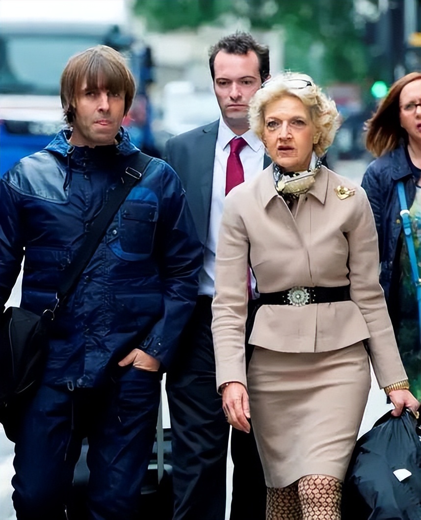 这才是大女主该有的气场,韩剧珠宝搭配