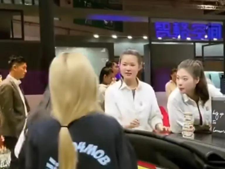 上海车展冰激凌事件点评,上海车展冰淇淋事件评论