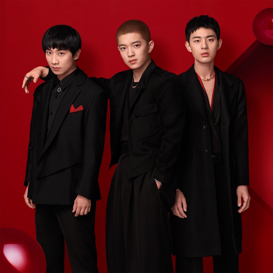 白敬亭李现王嘉尔卡地亚,李现白敬亭卡地亚跳舞