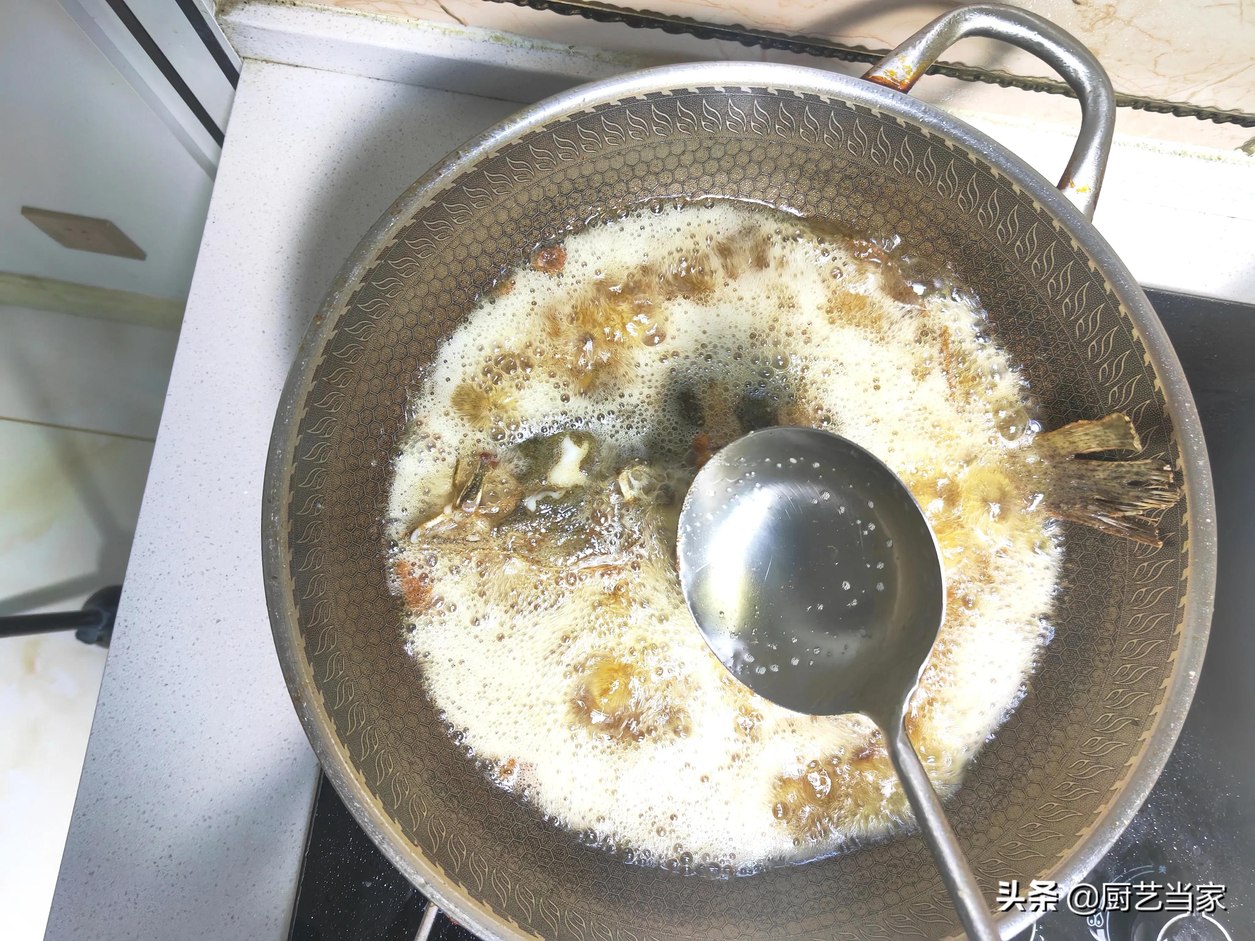 剞花刀教学,清蒸鱼改花刀技法简单