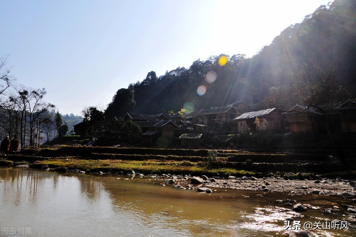 门前有水不是福是什么意思,门前有水风水怎么说