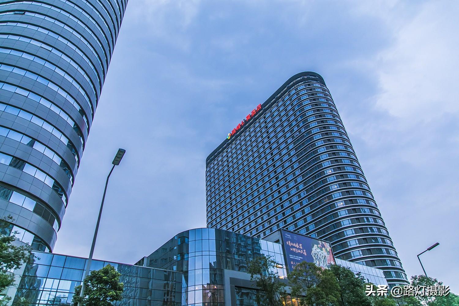 成都和重庆哪一个会成为超级城市,成都未来必成中国第一大城市