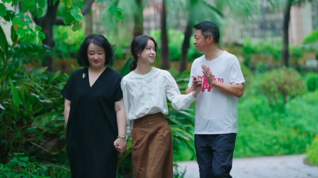 深圳一家六口给别墅装上大蚊帐,深圳一家六口别墅