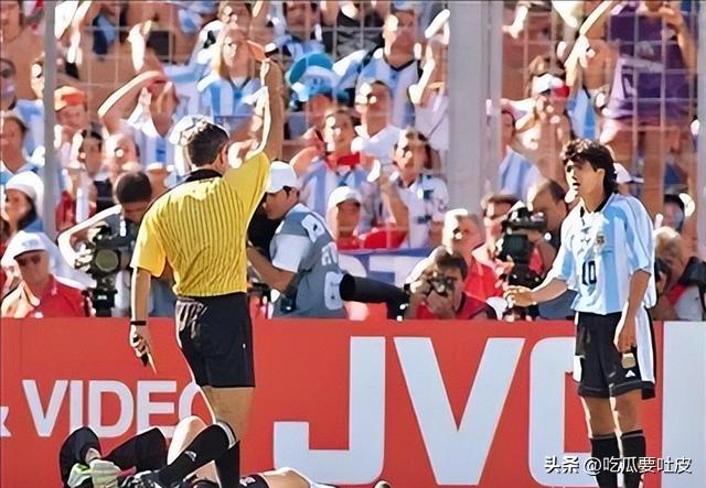 历届世界杯红牌图片,世界杯十大红牌视频