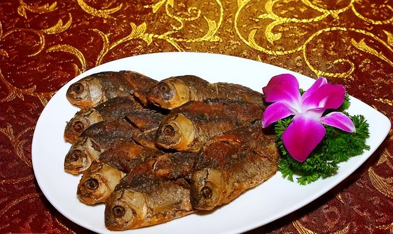 美食天津十大经典名菜,天津传统老菜牛鼻子