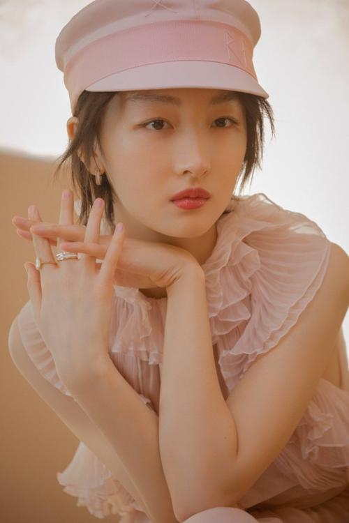 三金影后周冬雨许凯,周冬雨影后获奖感言内涵马思纯