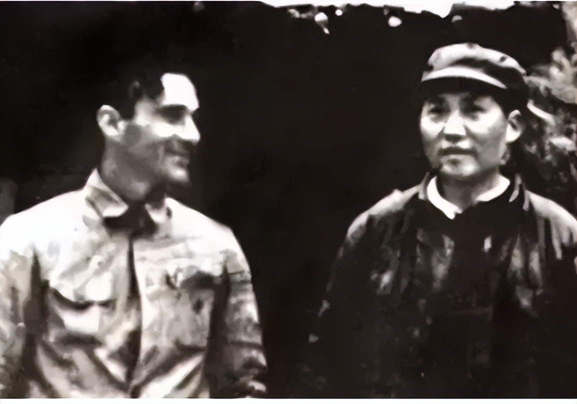 83年古月结束表演，*尚昆杨**亲自接见：我不懂表演，但提两条建议