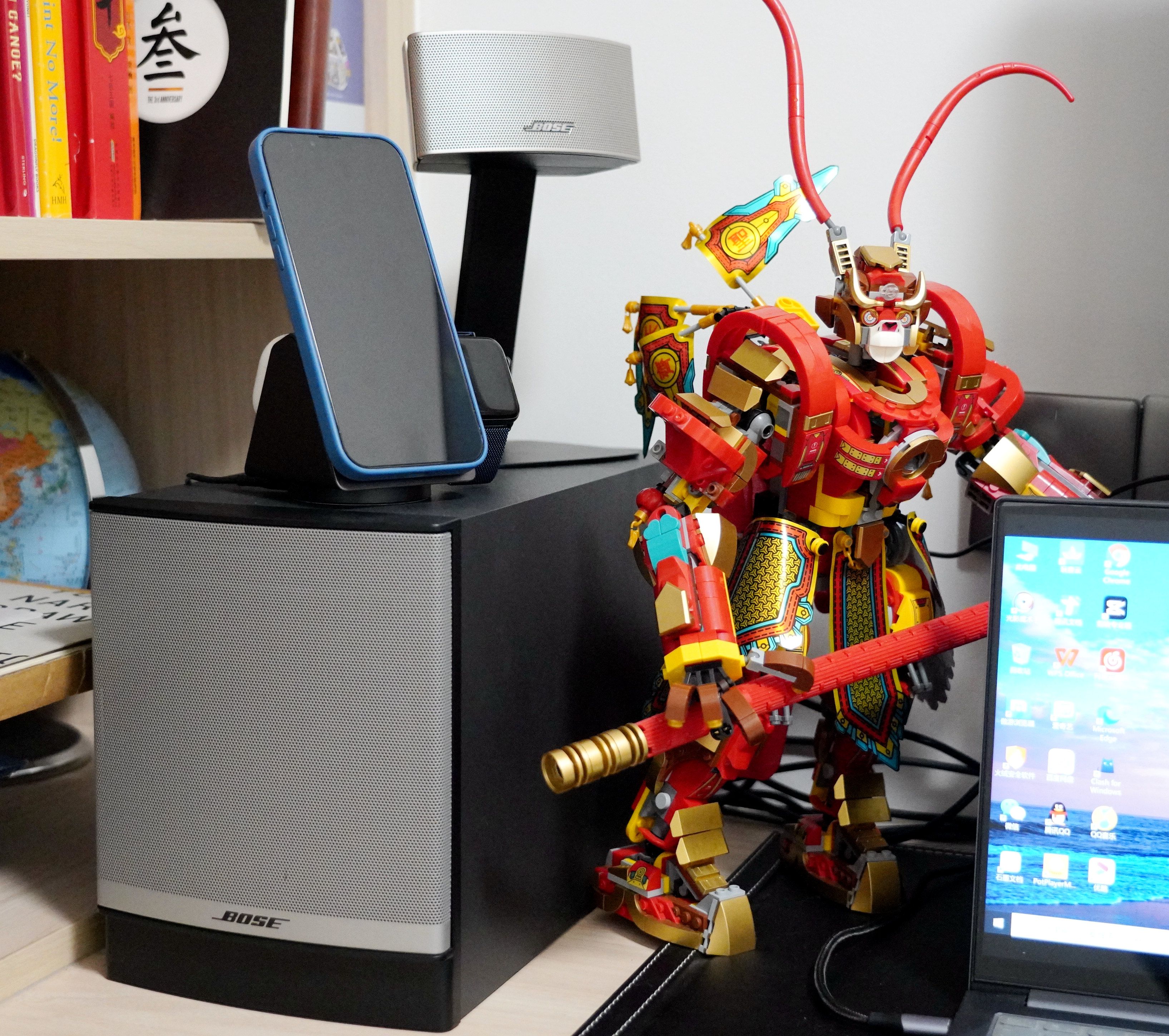 布置书桌的便宜好物,书桌桌面布置必备物品推荐