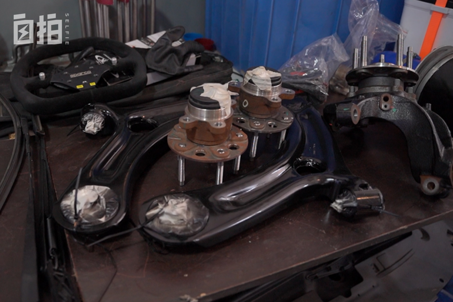 我，辞掉稳定工作、变卖家产、玩命健身，现在是一名女赛车手