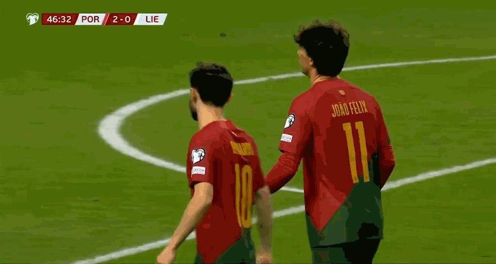 4-0!C罗梅开二度+新里程碑!B席坎塞洛破门,葡萄牙暂居小组第一