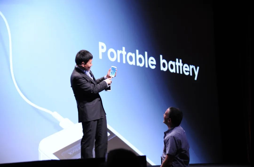 朋友，欢迎归队｜华为Mate50，望不负两年期待