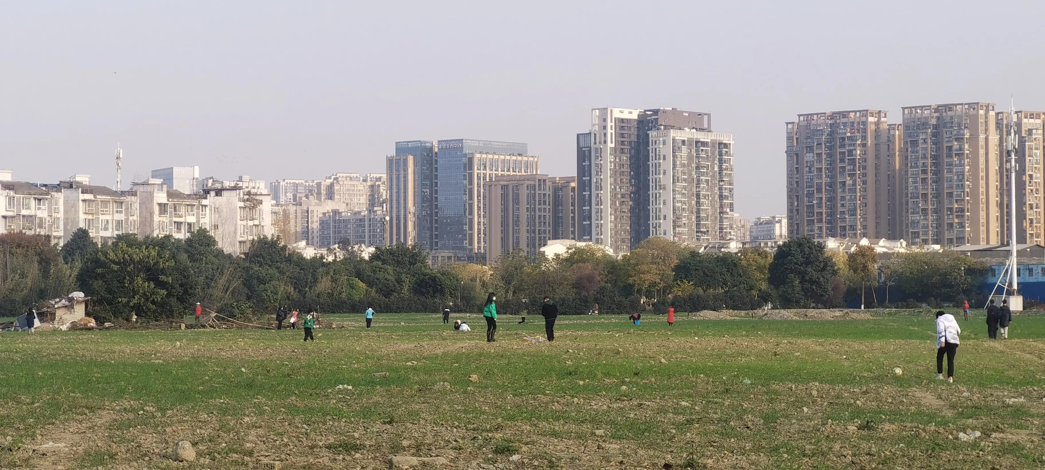 为文明社会添砖加瓦,文明社会任重而道远