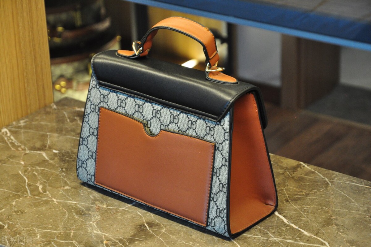 海外奢侈品转运回国,欧洲代购奢侈品怎么邮寄回国