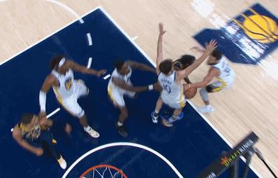 勇士6分负步行者，库里38分伤退领衔，四个突发事件是转折点