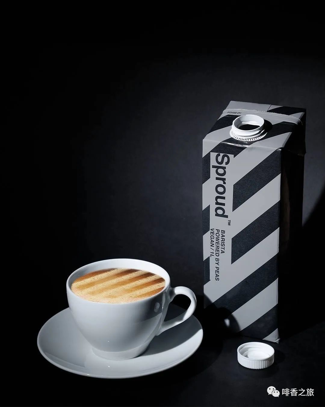 杏仁奶和纯牛奶哪个营养高,杏仁奶和豆奶的区别