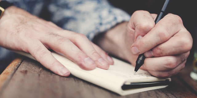 头条每天写几篇文章能赚二百块钱,写文章赚取收益平台