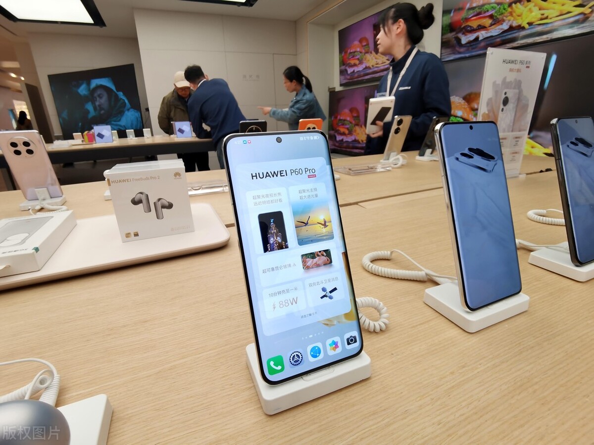 苹果和华为p60拍照效果哪个好,苹果14对比华为p60art拍照真实度