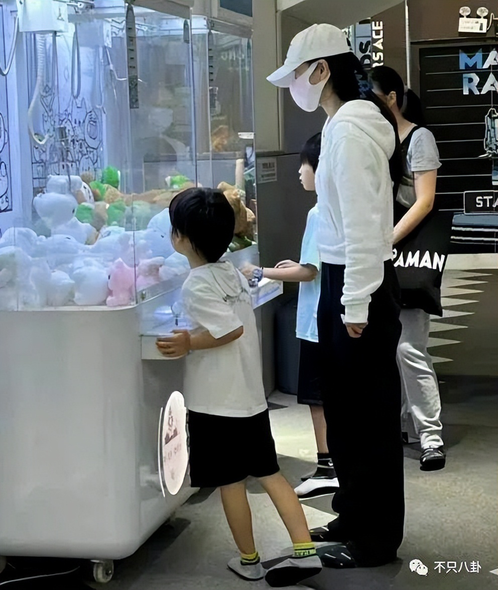 黄晓明和angelababy有没有离婚,黄晓明angelababy离婚时间