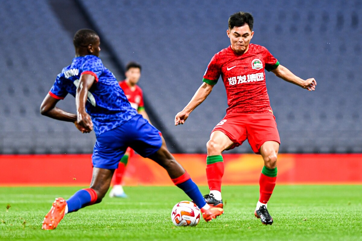 上海申花最近战绩,申花对上港被吹掉的第二个球