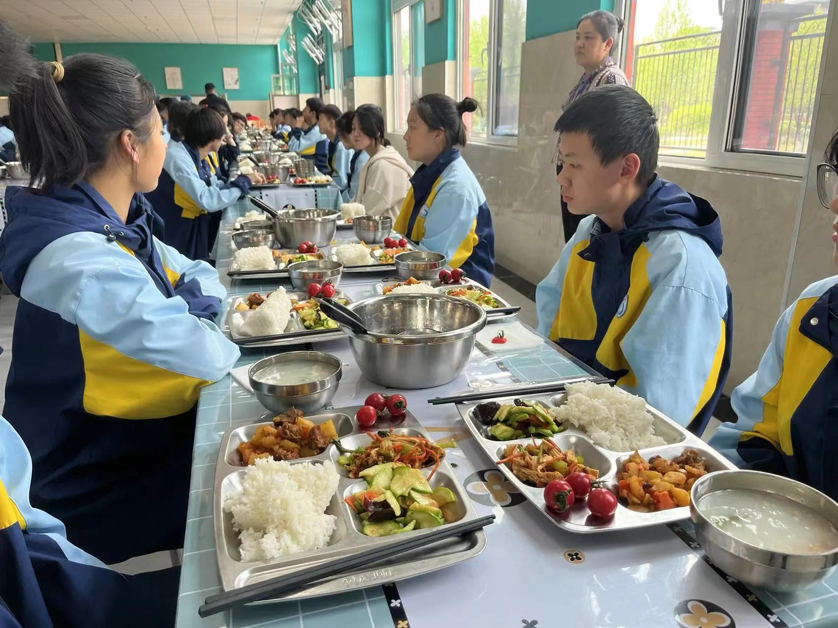 薛城凤鸣中学食堂,枣庄薛城区凤鸣中学