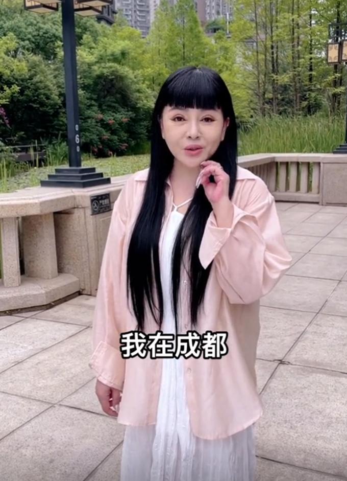 台湾歌手千百惠简介,台湾歌手千百惠定居成都百度视频