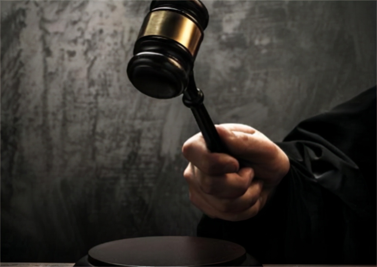 02年重庆夫妇遭投毒亡，村民白酒泡尸等待破案，家属追凶20年未果