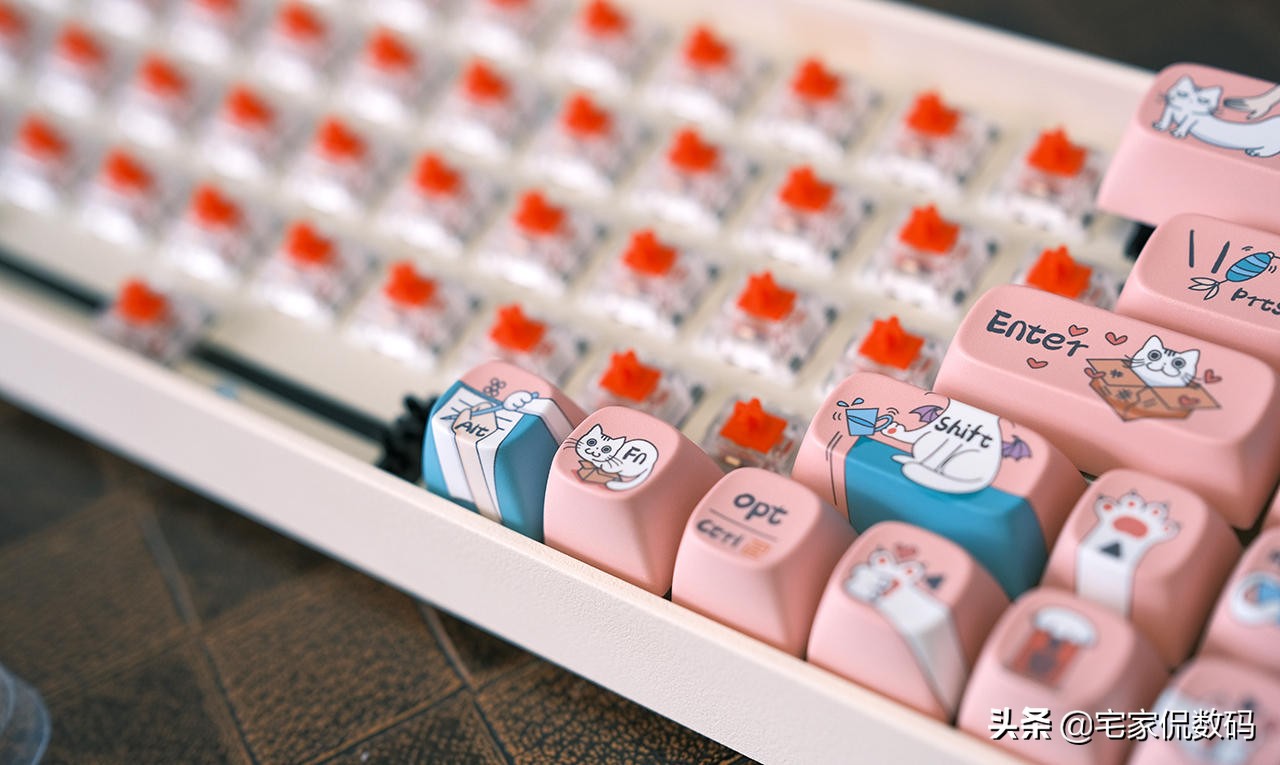 洛斐小翘蓝牙机械键盘开箱组装,洛斐小翘机械键盘测评