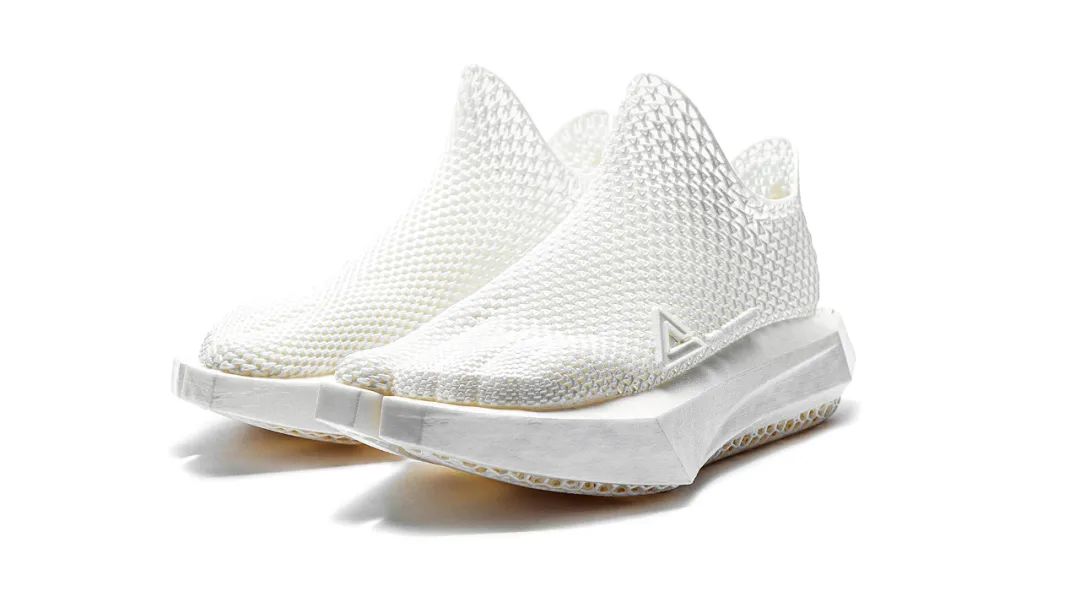 安踏李宁阿迪达斯耐克,舍弃耐克阿迪选择李宁安踏