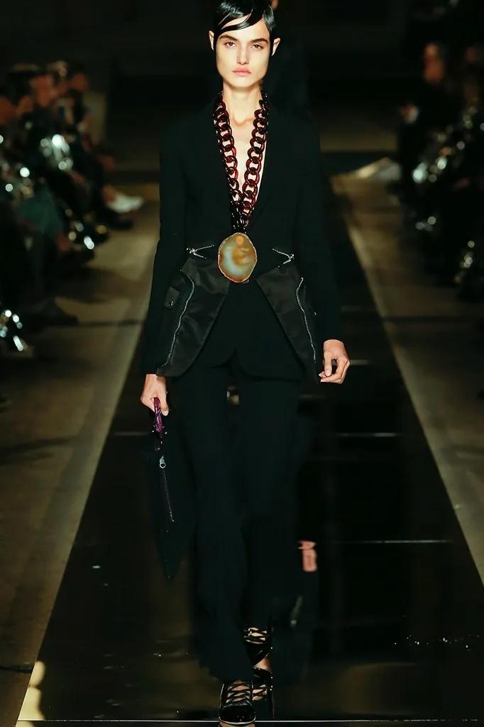 chanel涓彜鐜崇憗鎵嬮摼,chanel鐜崇憗