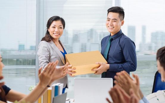 4个送礼诀窍学会了你将终身受用,送礼三大秘诀