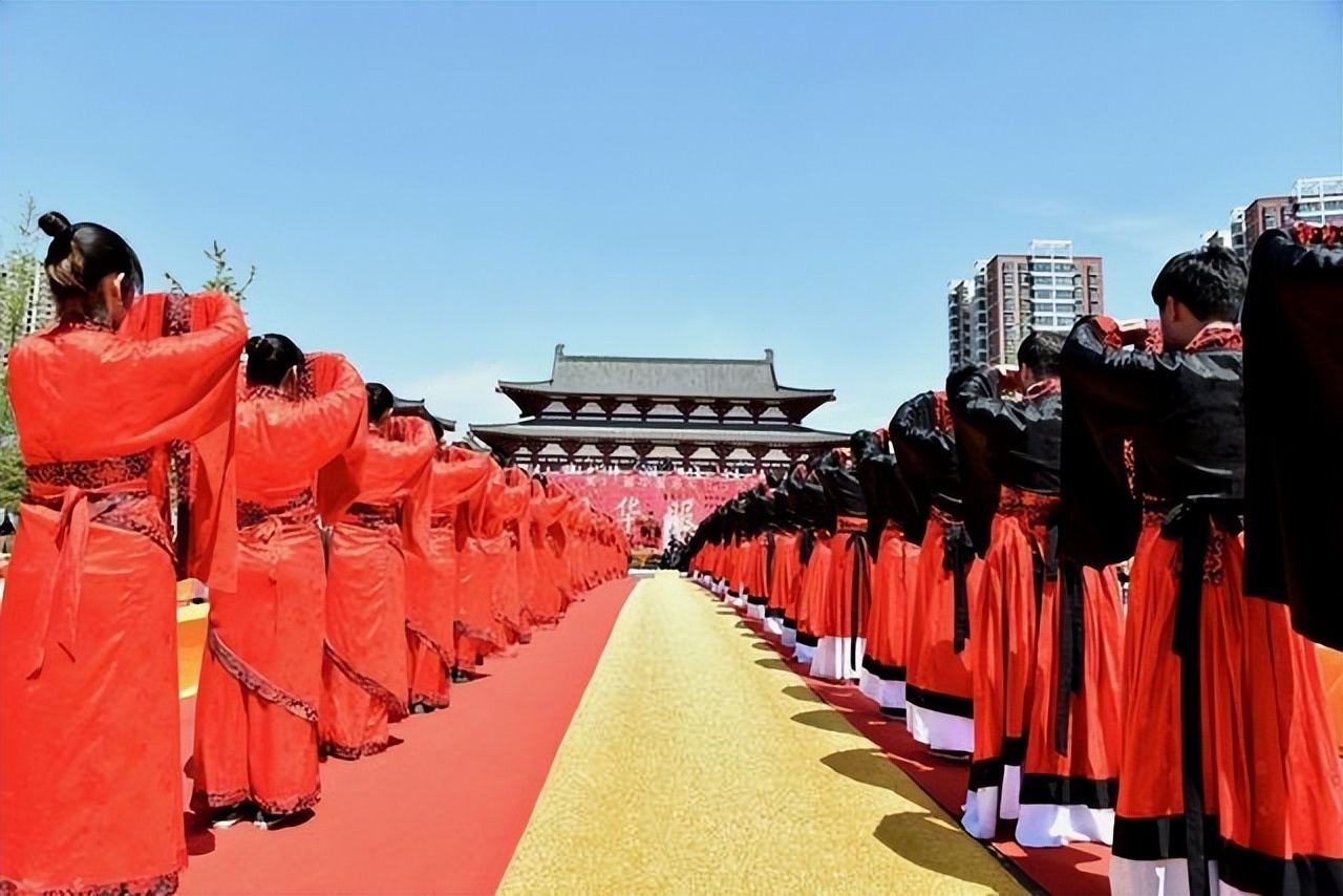 文化酒·万茗堂点亮洛阳最美之夜，应天门灯光秀万人共赏