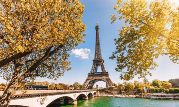 法国大使馆微博留言,法国驻中国大使馆网友评论