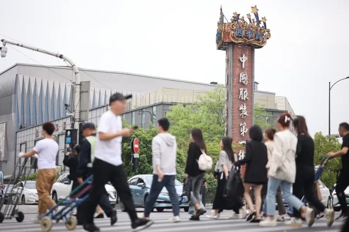 四季青禁止直播带货后续,杭州四季青禁止直播卖货吗