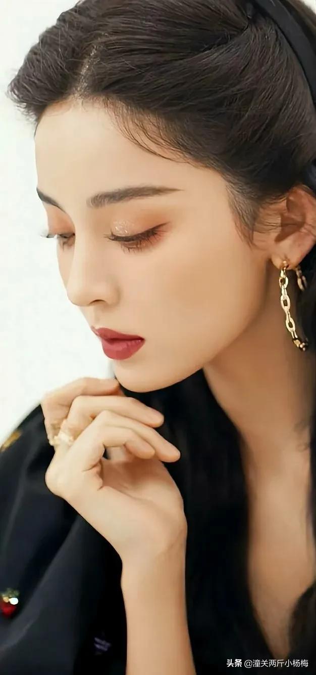 鍙ゅ姏濞滄墡鐟滀冀鏈嶅嚬閫犲瀷鎴浘,鍙ゅ姏濞滄墡鐟滀冀鏈嶈韩鏉愮収