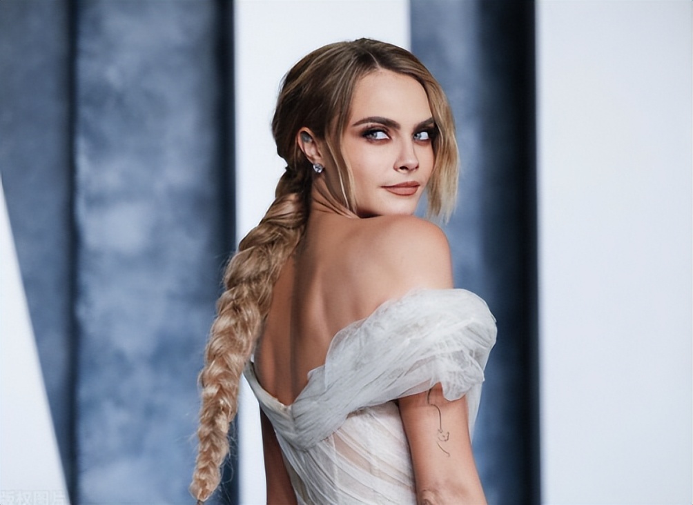 94届奥斯卡蓝毯超模,奥斯卡蓝毯肯豆