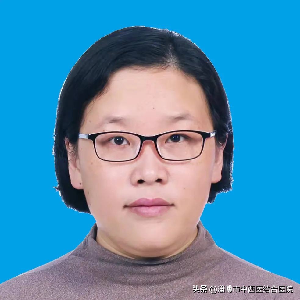 专家义诊下基层健康服务暖心,专家义诊基层健康服务暖人心