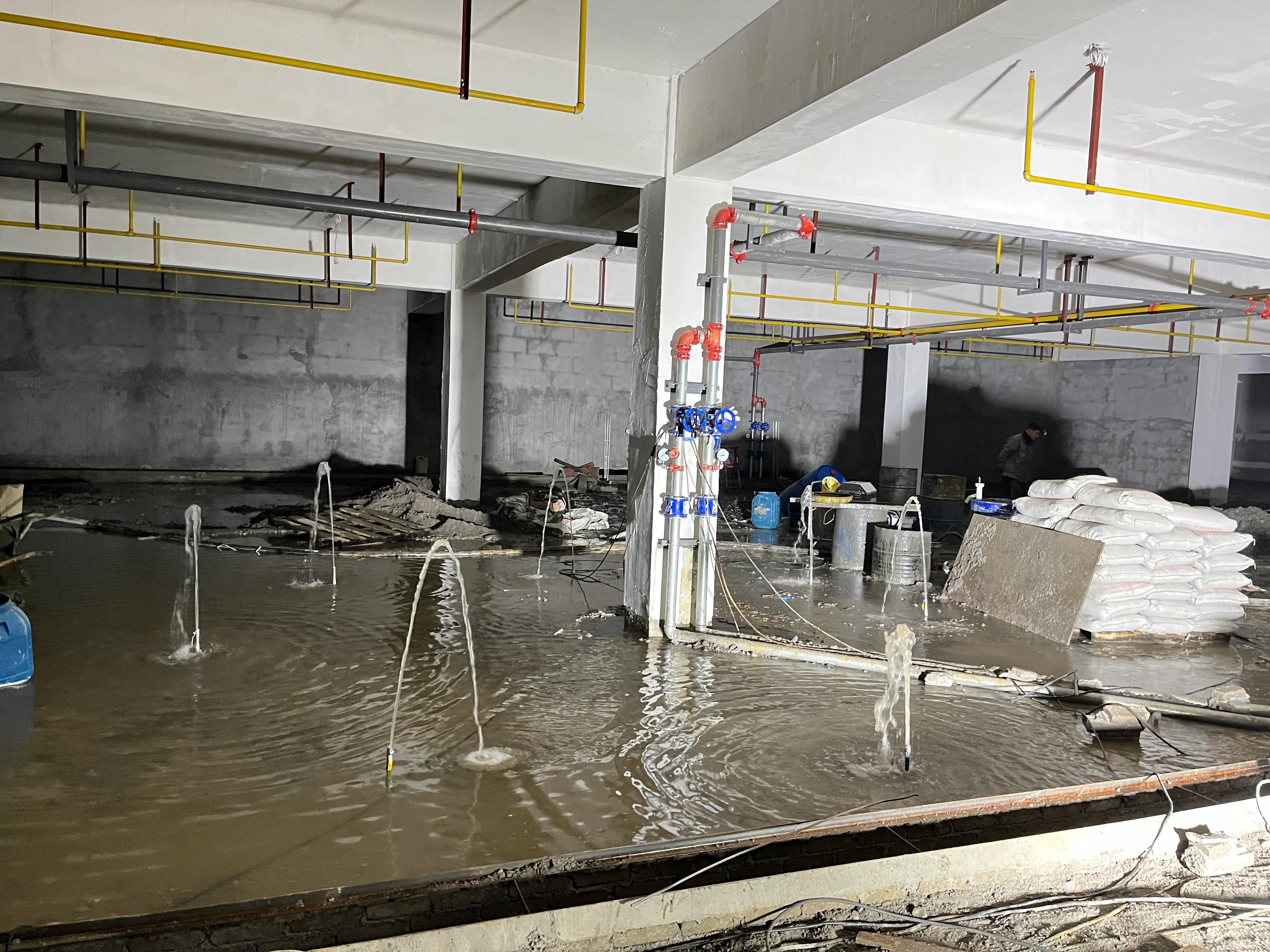 地下车库渗水堵漏怎么做最好,地下车库墙体漏水怎么补救