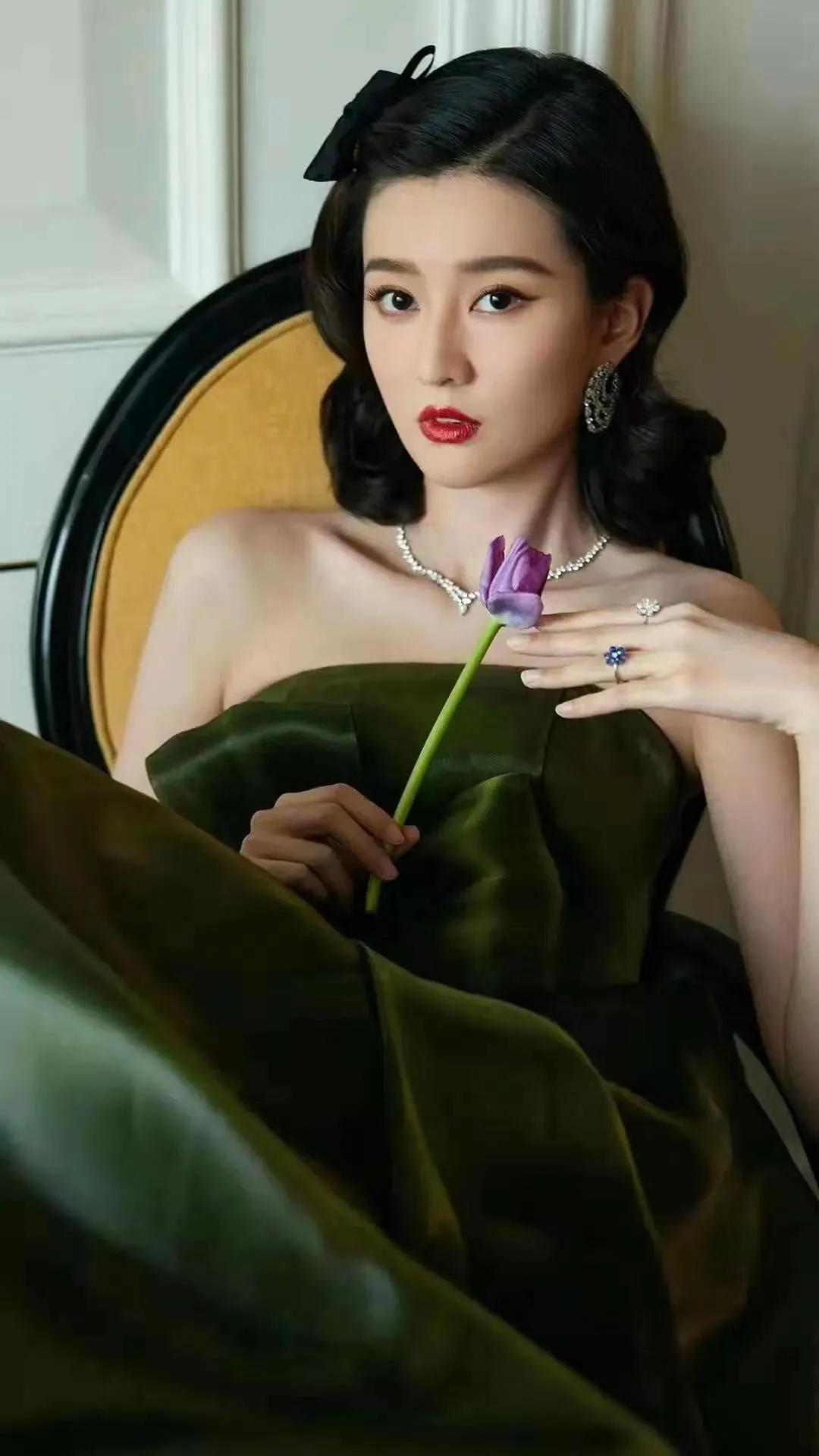 模特乔欣写真集,杨紫乔欣写真集