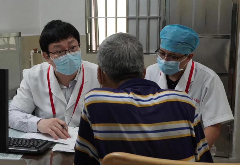 治疗尿失禁的神医有哪些,泌尿科医生的特殊治疗法