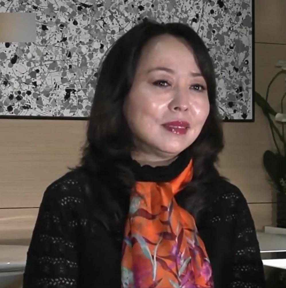 20岁小伙爱上39多岁女老板后续,19小伙子爱上大18岁女老板