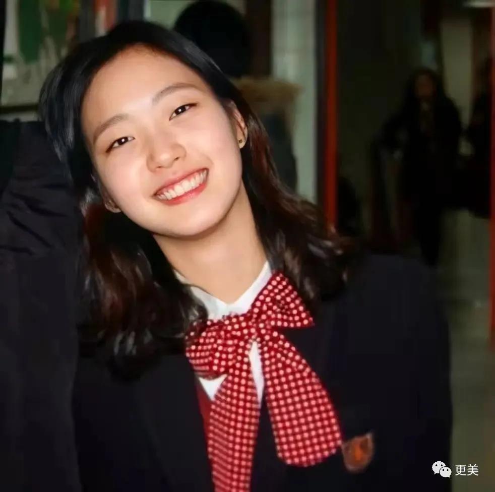 眯眯眼审美战再升级，到底谁在辱华？