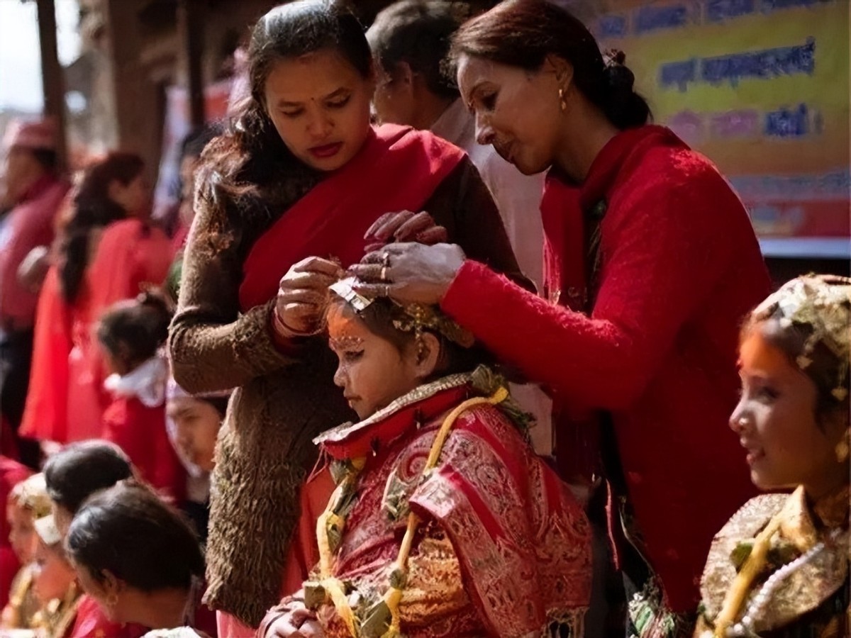 尼泊尔一妻多夫婚姻制度,尼泊尔的一妻多夫制婚姻