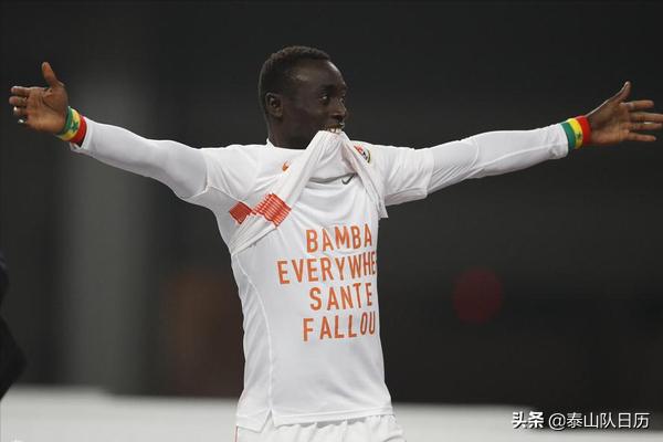 泰山足球队的最新中超比赛状况,韦世豪上港对浦和