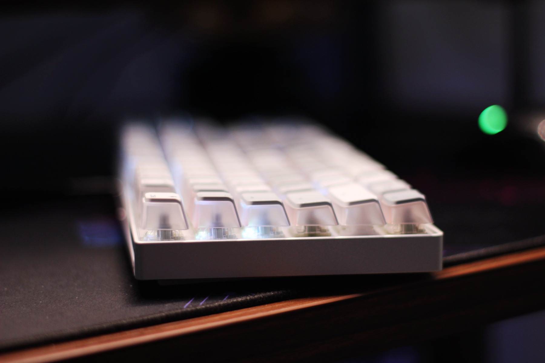 樱桃cherry机械键盘推荐,cherry樱桃mx8.0有线机械键盘测评