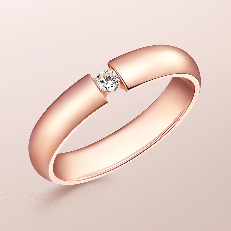 铂金750和彩金750钻戒买哪个好,钻戒选什么净度和规格比较好