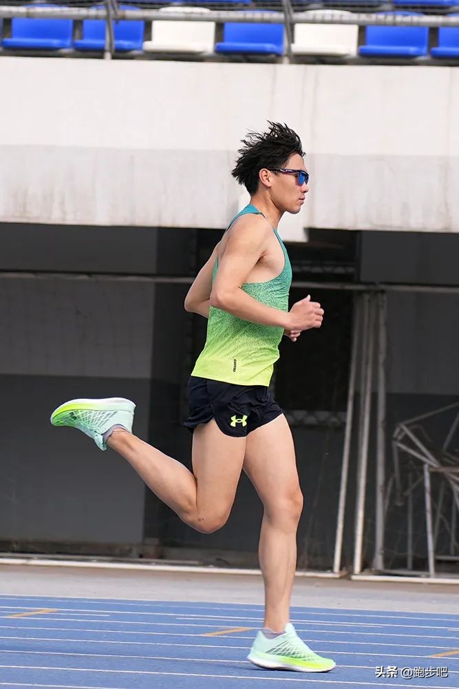 uaflowelite2跑鞋,uaflowvelocity跑鞋测试