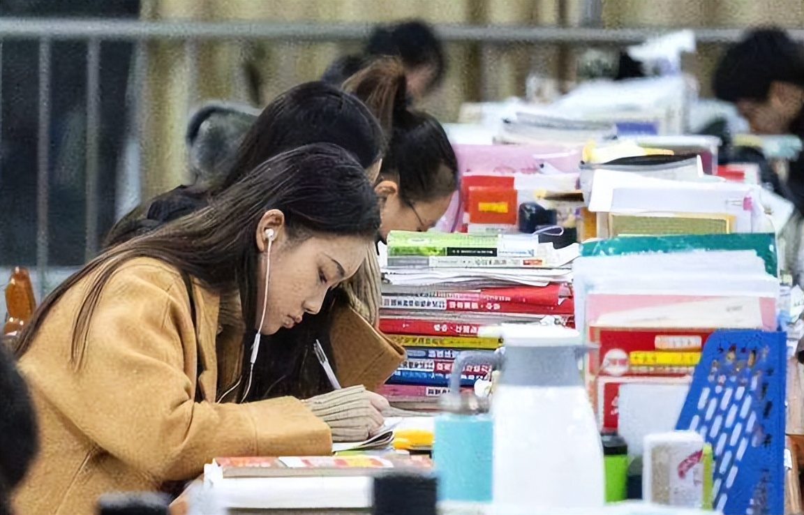 考研和考编怎么选择,考研与考编同时上岸选哪个